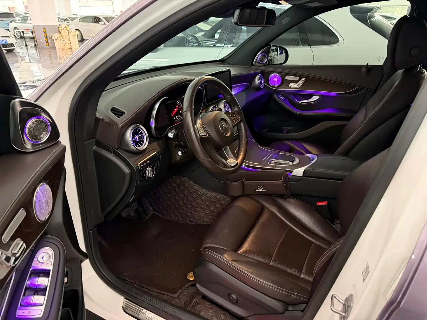 Mercedes-Benz GLC 2018 Facelift GLC 300 4MATIC Dynamic фото 7