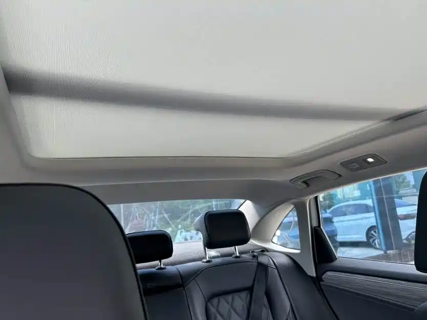 Volkswagen Sagitar 2023 300TSI DSG Surpassing Edition фото 9