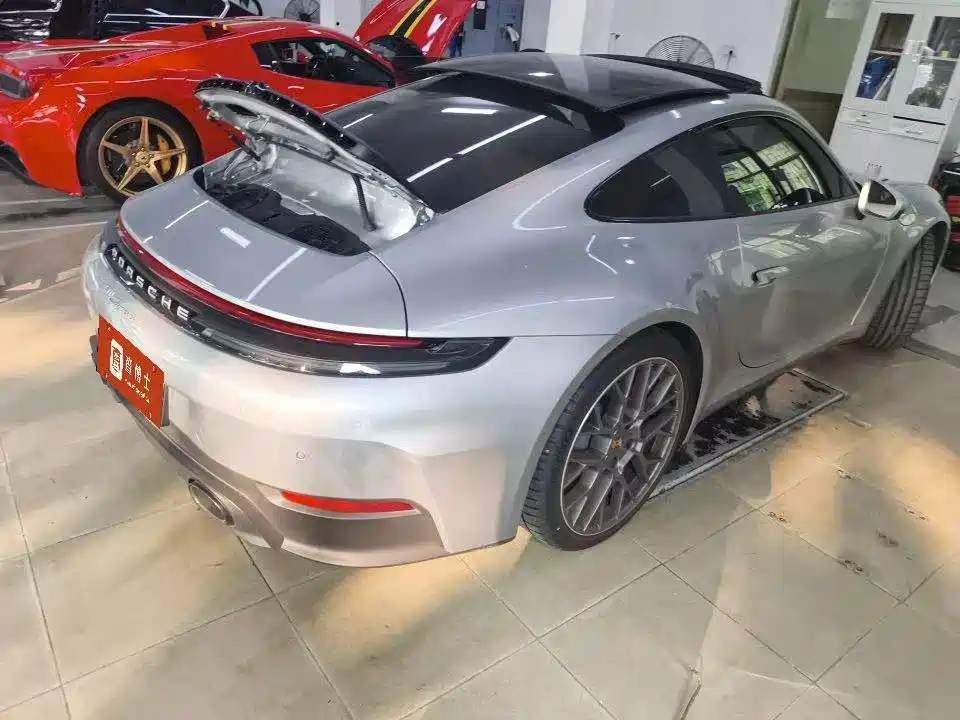 Фото 5 - Porsche 911