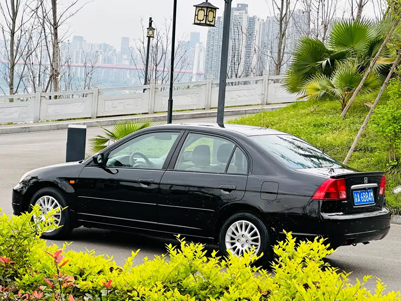 Фото 4 - Honda Civic