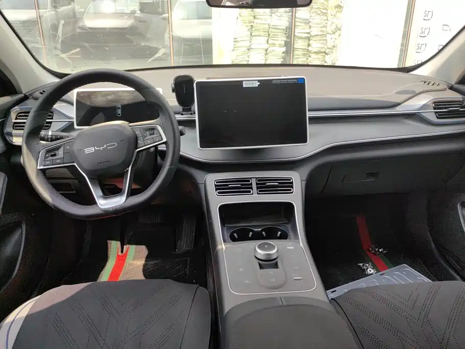 BYD Destroyer 05 2025 2024 Glory Edition DM-i 55KM Luxury