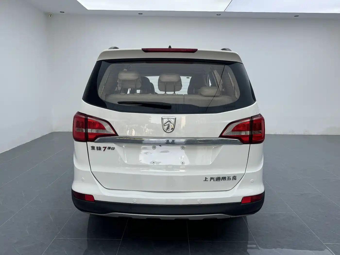 Baojun 730 2018 2016 1.5L Manual Premium 7-Seater (China V)
