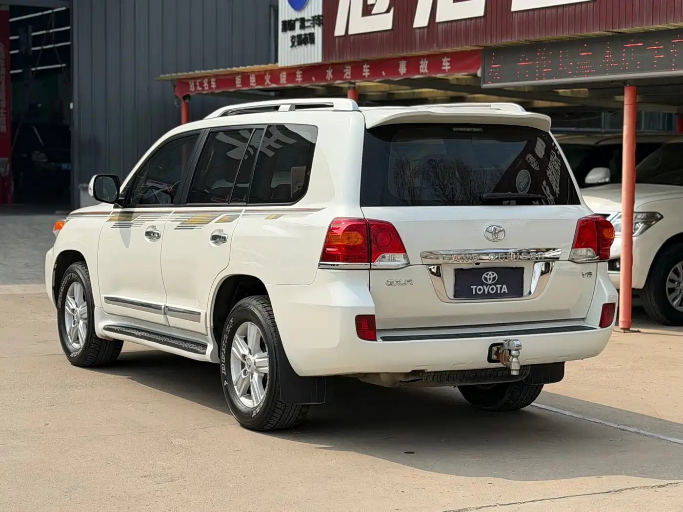 Toyota Land Cruiser (Import) фото 6