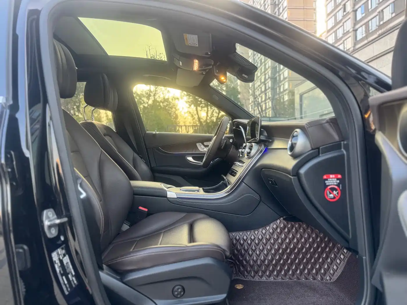 Mercedes-Benz GLC 2020 Facelift GLC 300 L 4MATIC Dynamic фото 10