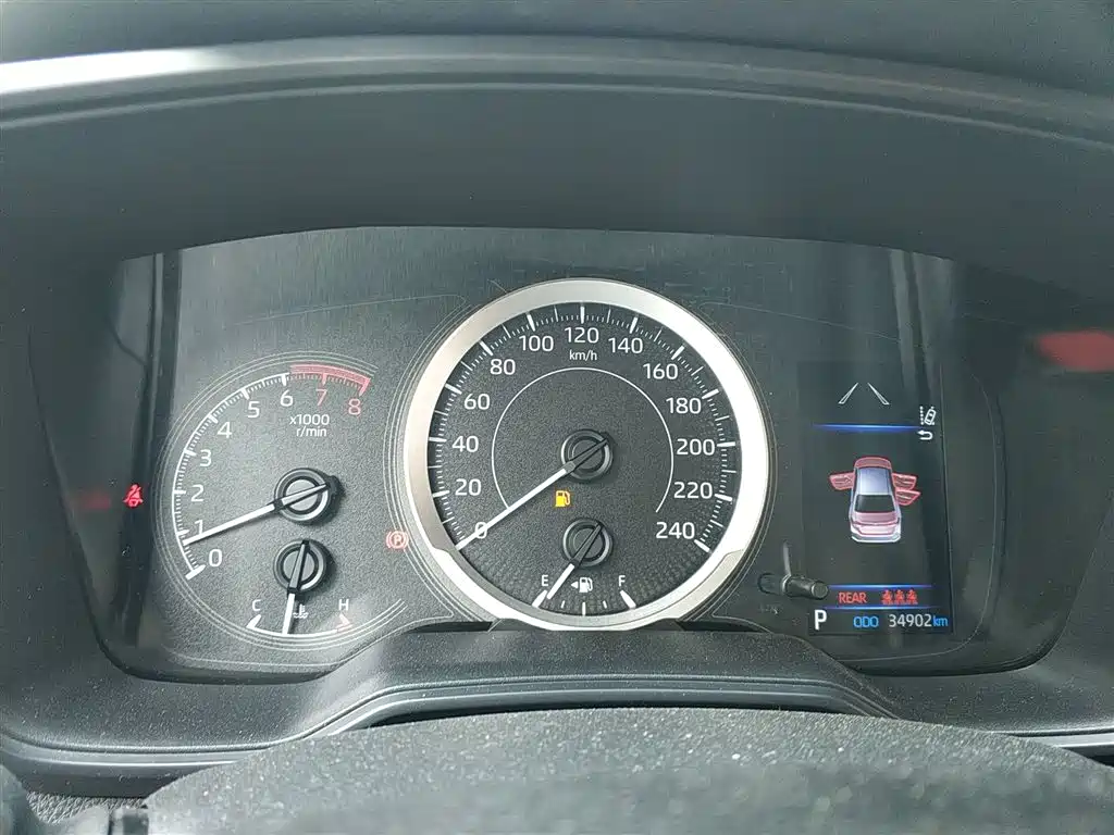 Toyota Corolla 2021 1.2T S-CVT Elite PLUS Edition фото 8
