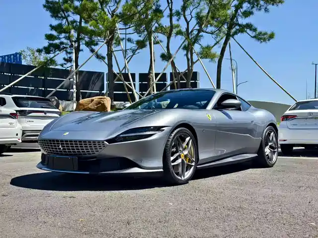 Ferrari Roma 2020 3.9T V8