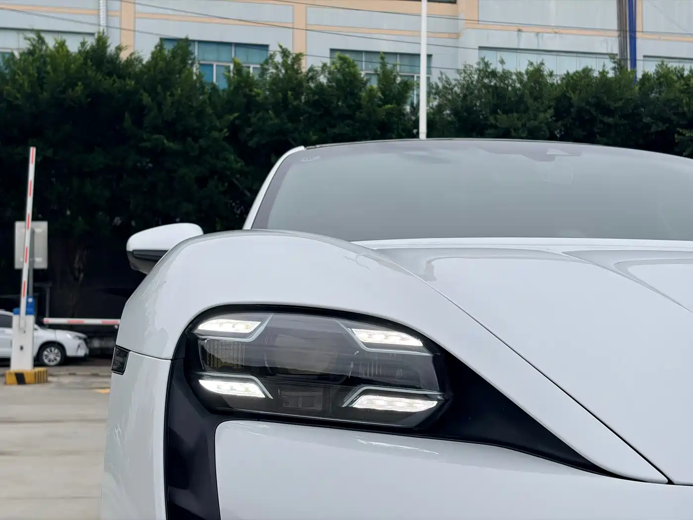 Porsche Taycan 2020 2019 Taycan 4S