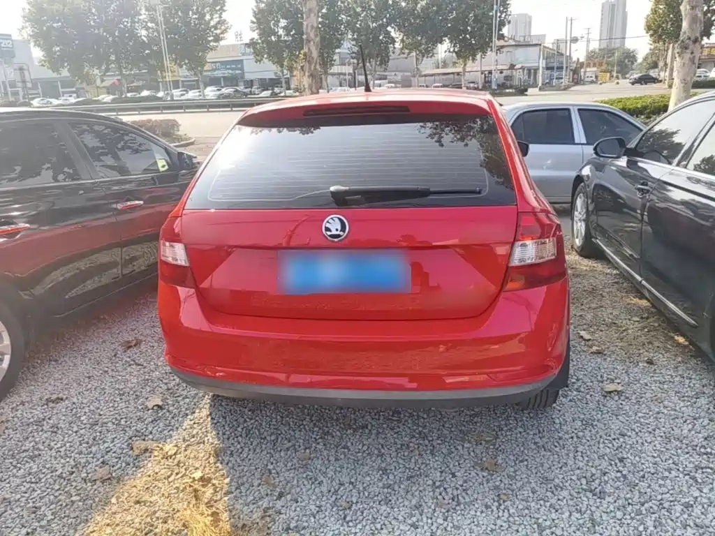 Photo 6 - Škoda Skoda Rapid Spaceback