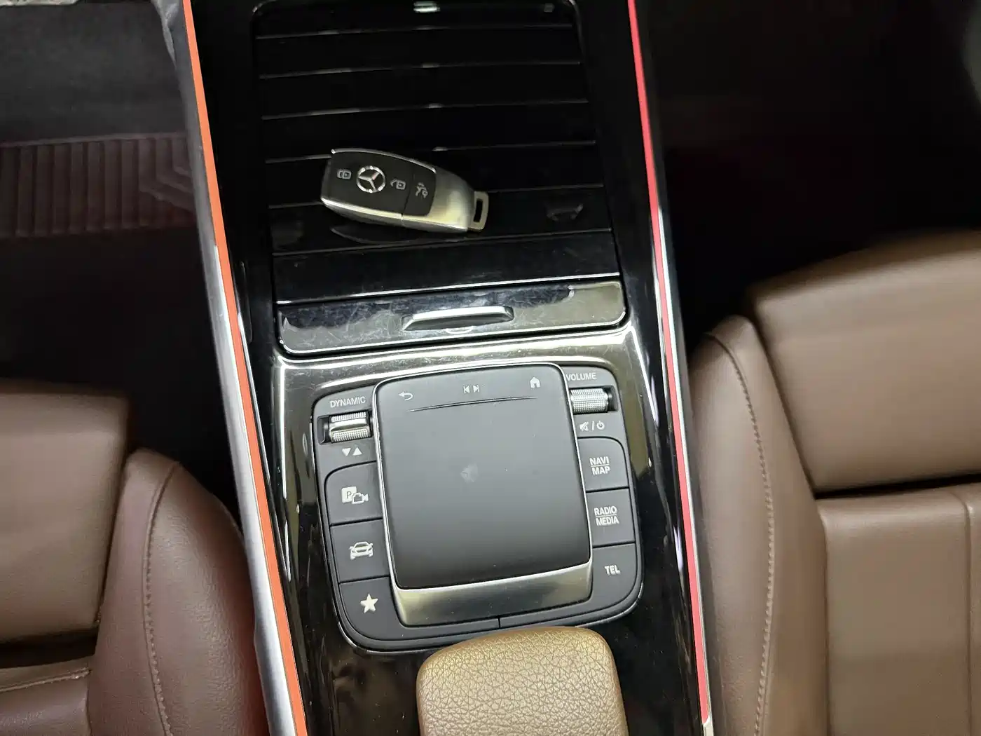 Mercedes-Benz GLB 2020 Facelift GLB 200 Dynamic фото 12