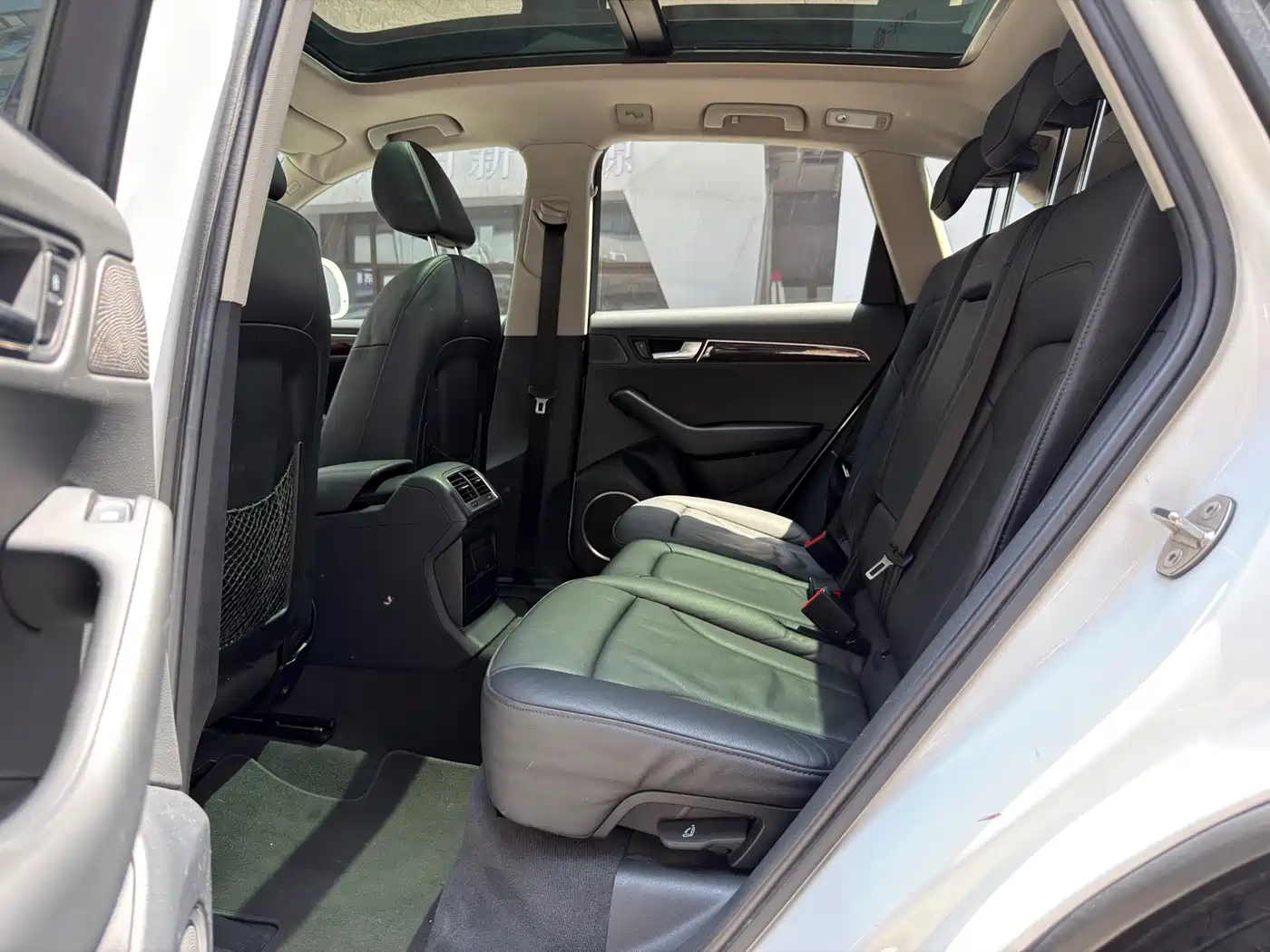 Audi Q5 2012 2.0TFSI Comfort фото 12