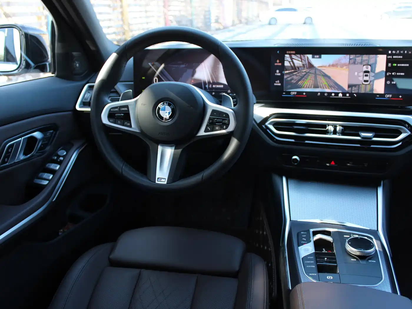 BMW 3 Series 2024 325i M Sport Shadowline Package фото 29