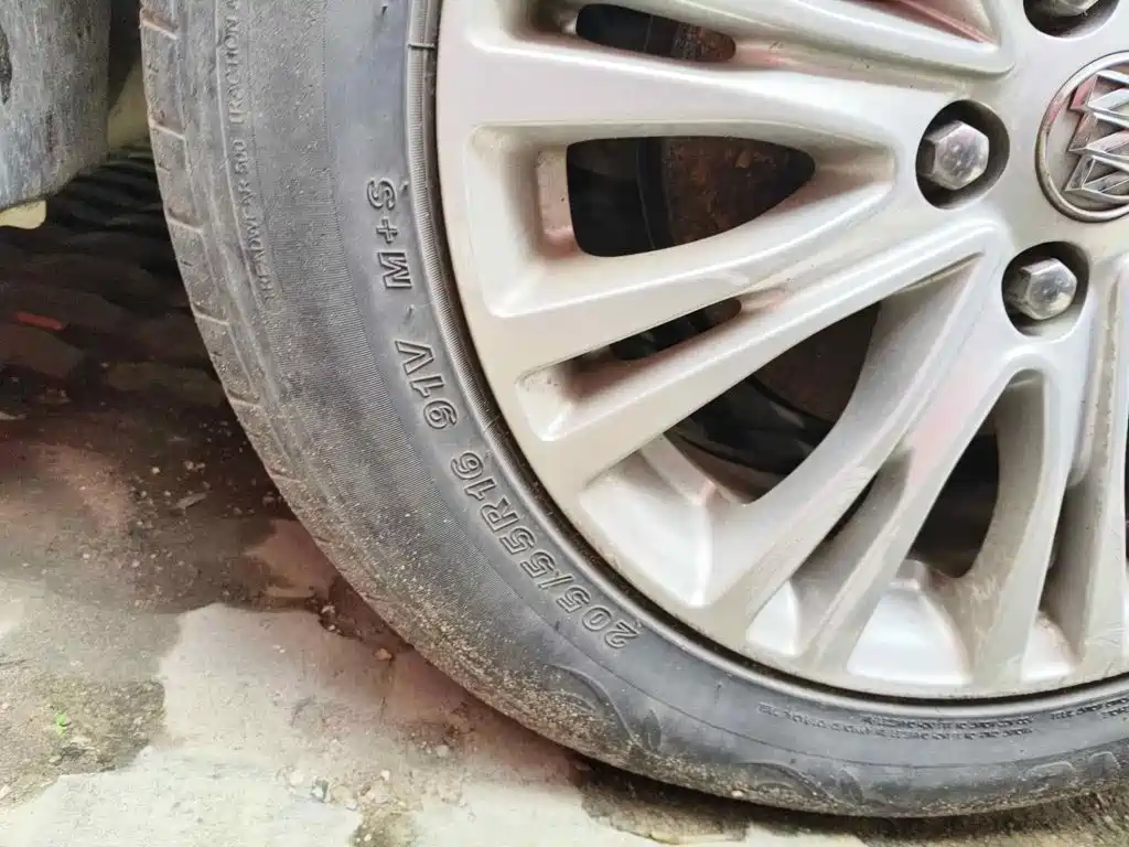 Фото 7 - Buick Excelle