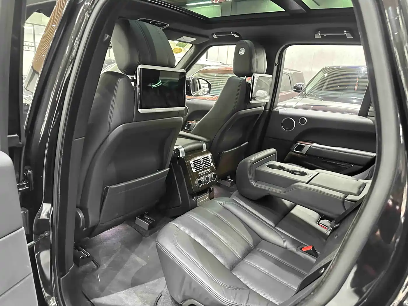 Land Rover Range Rover 2017 3.0 SC V6 Vogue фото 13