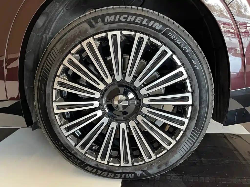 NIO ES8 2026 2025 Model 6-Seat Executive Luxury Edition