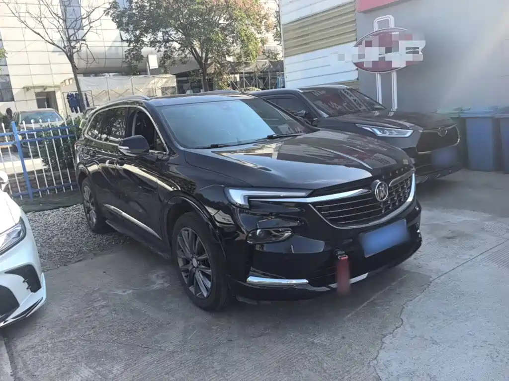 Photo 4 - Buick Enclave