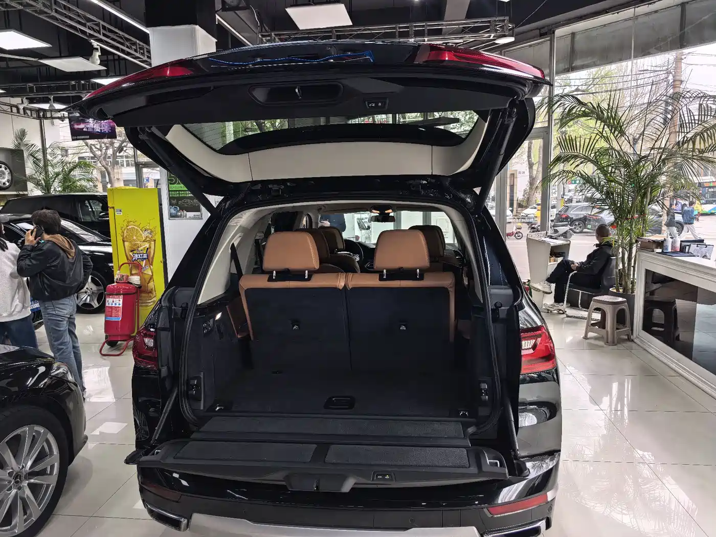 BMW X7 2019 xDrive40i Exclusive M Sport Package фото 25
