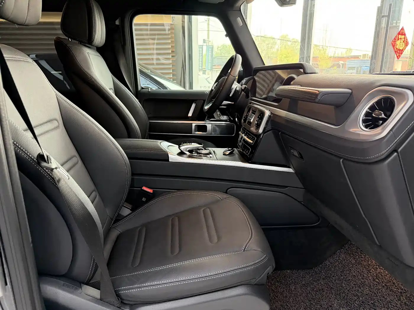 Mercedes-Benz G-Class 2024 G 350 фото 6