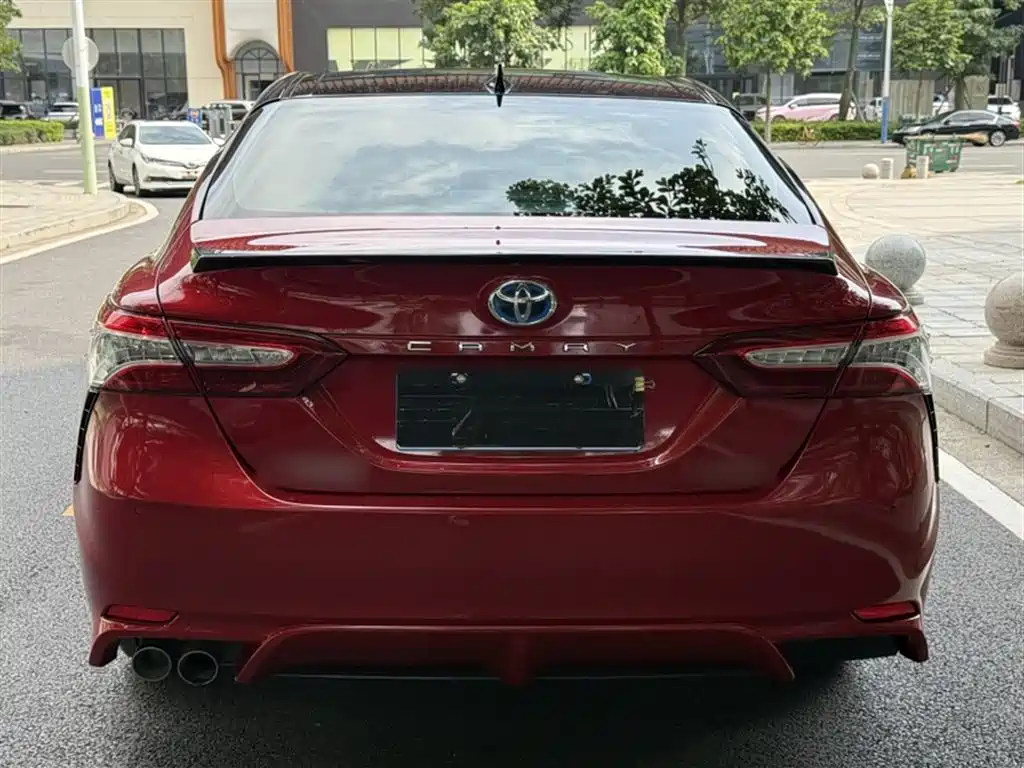 Toyota Camry 2021 Hybrid 2.5HS Fashion Edition фото 17