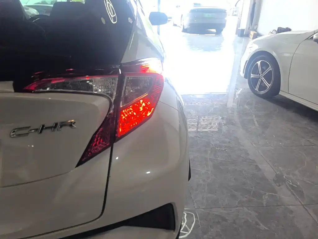 Toyota C-HR 2023 2022 2.0L Comfort Edition