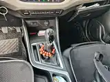 Фото 10 - Geely Vision X3