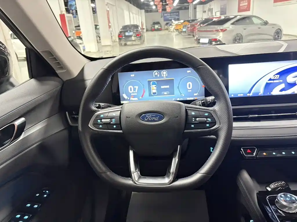 Ford Lingrui 2025 2025 EcoBoost 170 Platinum