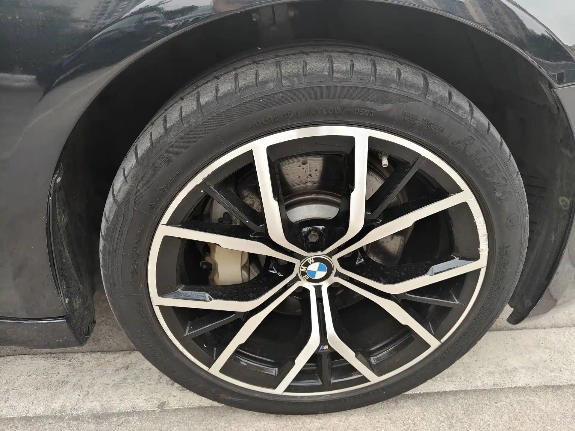 Photo 30 - BMW 5 Series