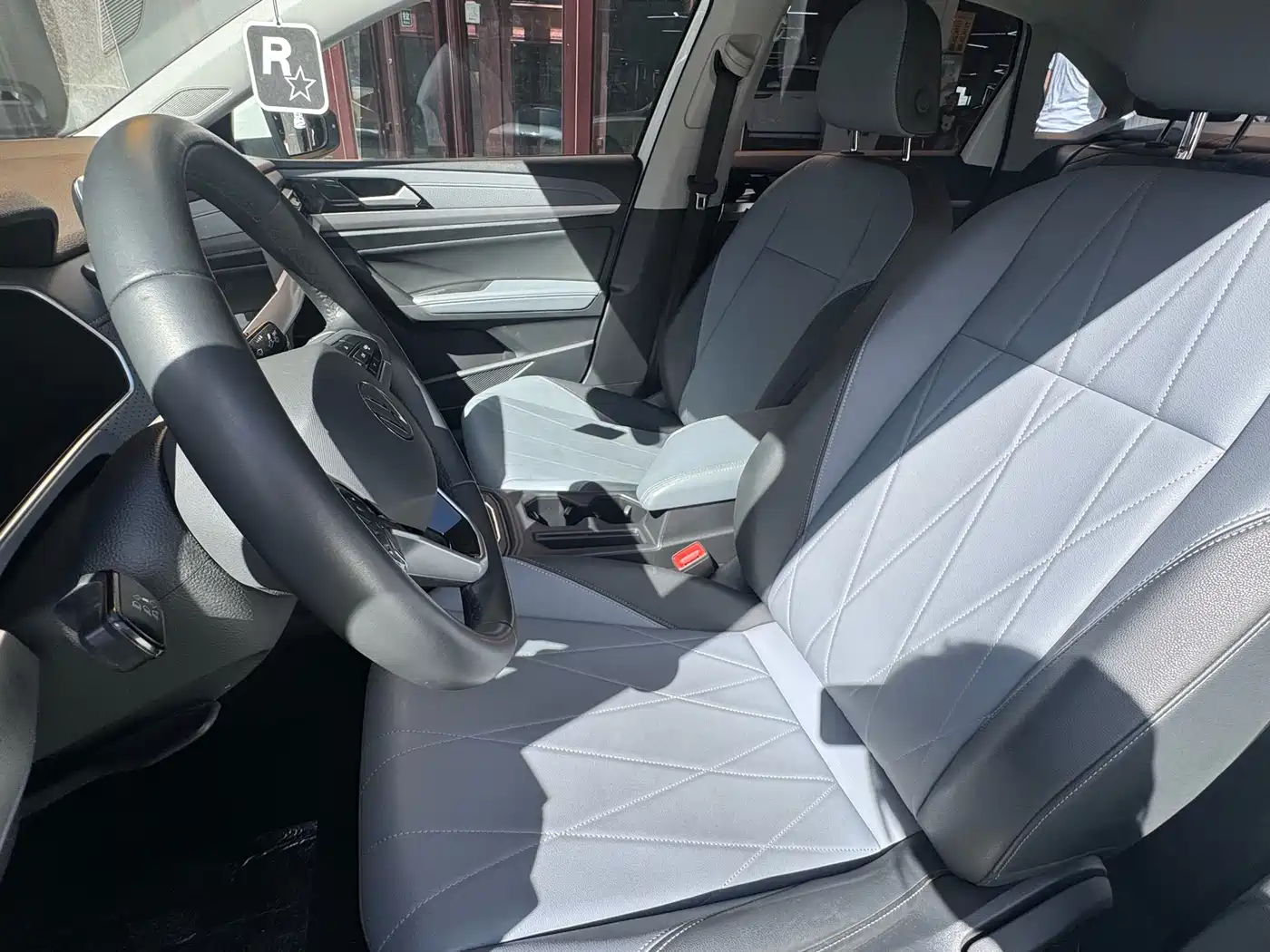 Volkswagen Lavida 2023 1.5L Auto Luxury Edition фото 15