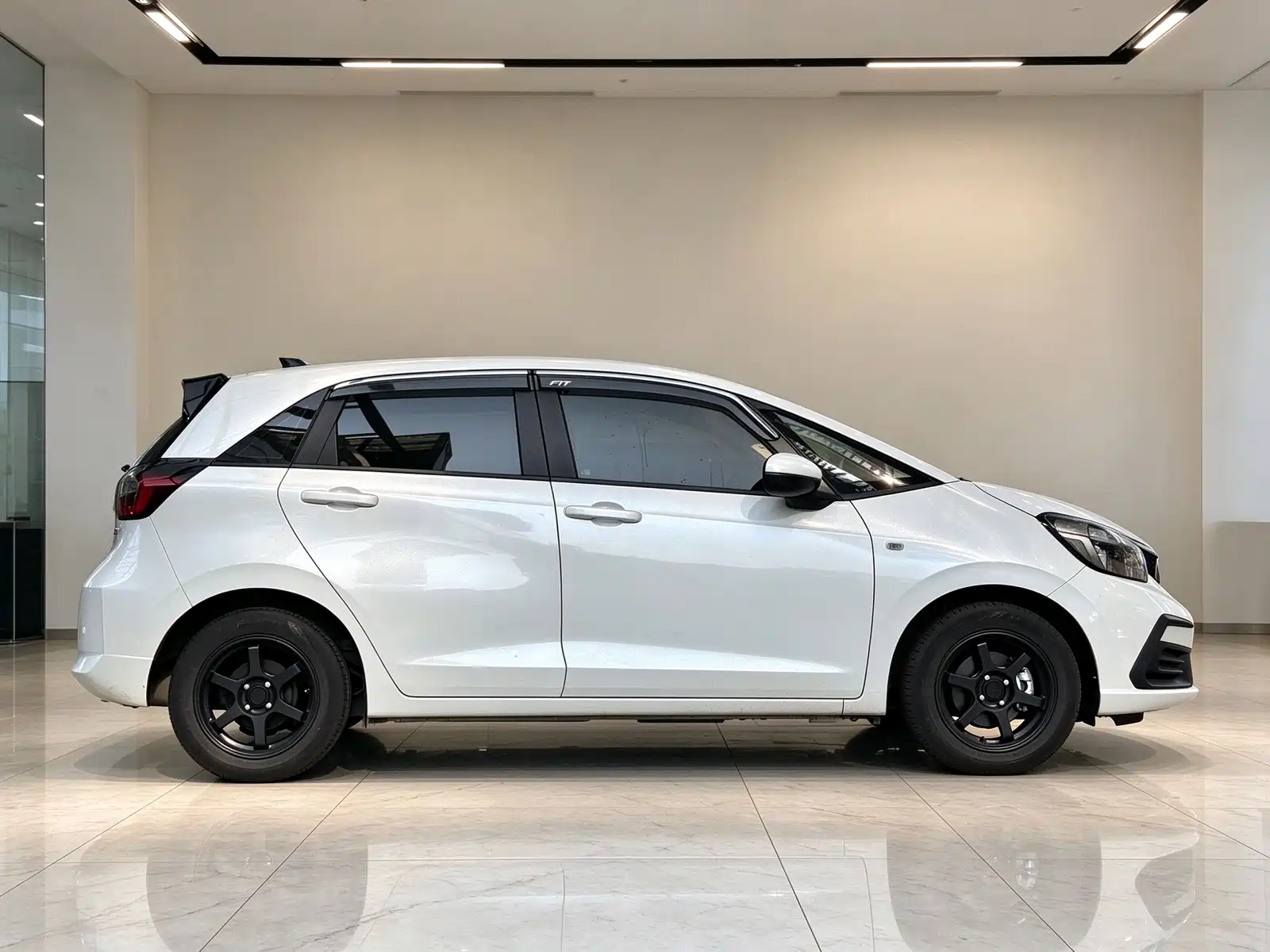 Photo 7 - Honda Fit