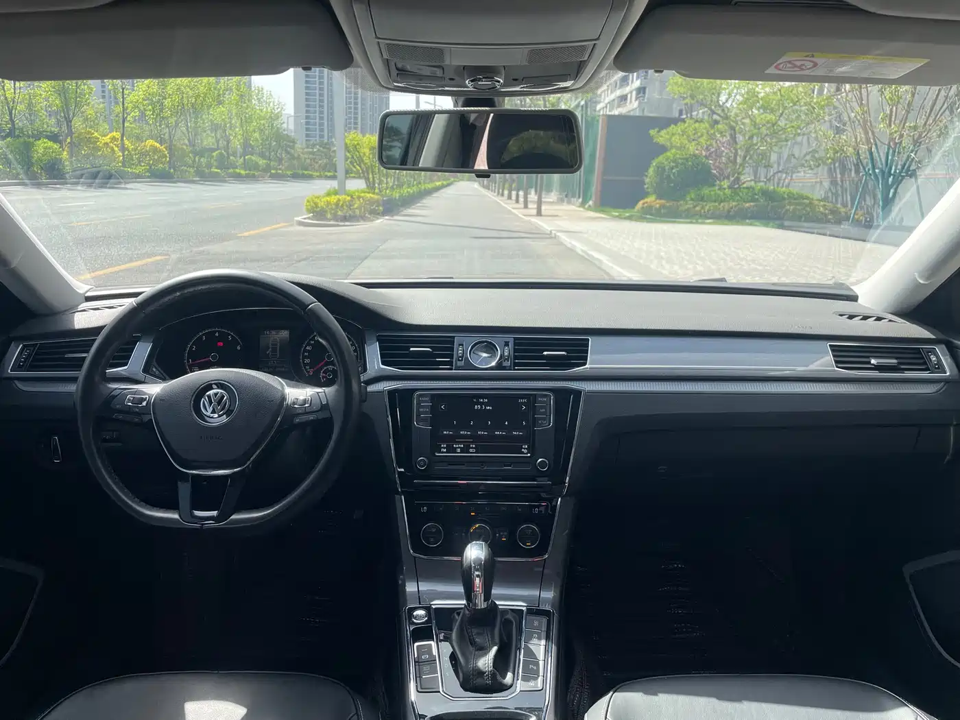 Volkswagen Passat 2017 330TSI DSG Prestige фото 7