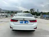 Photo 9 - BMW 3 Series