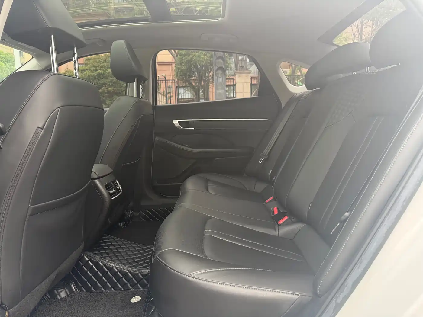 Hyundai Sonata 2024 1.5T Pro фото 17