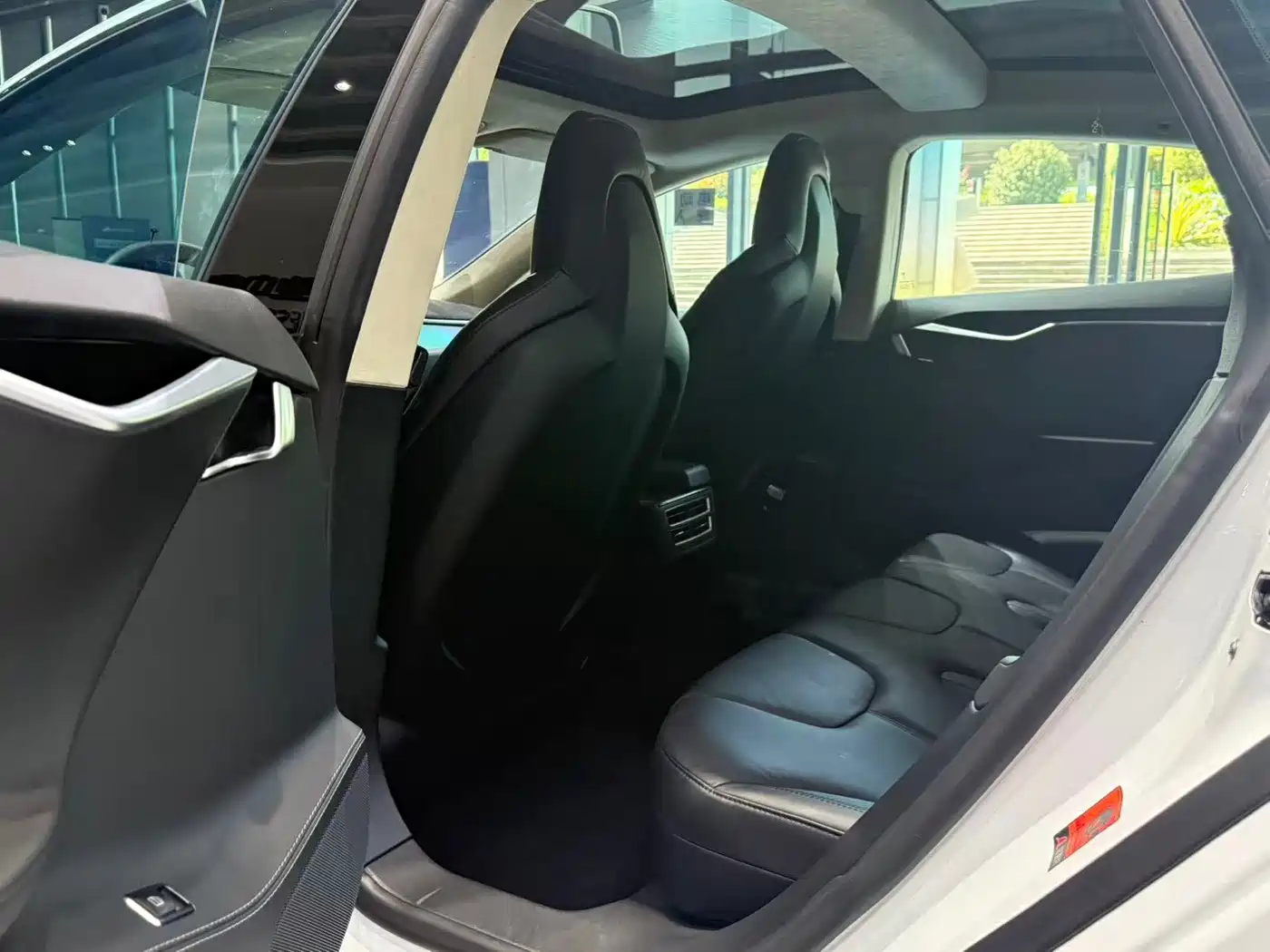 Tesla Model S 2014 2014 Model S P85