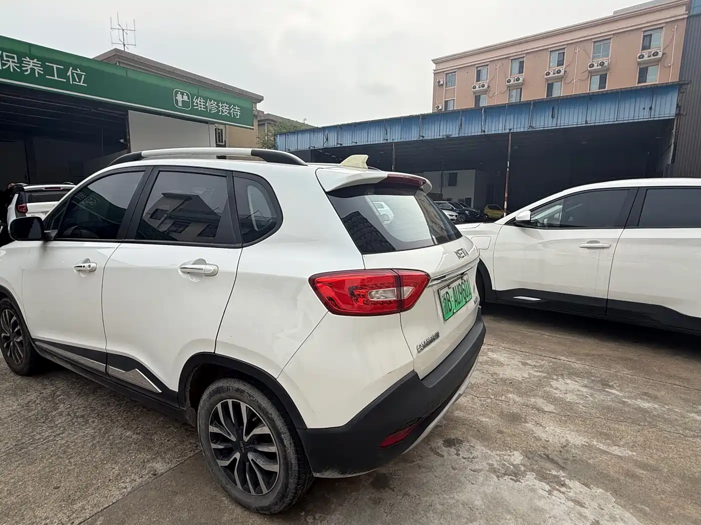 NEZHA AUTOMOBILE NEZHA N01