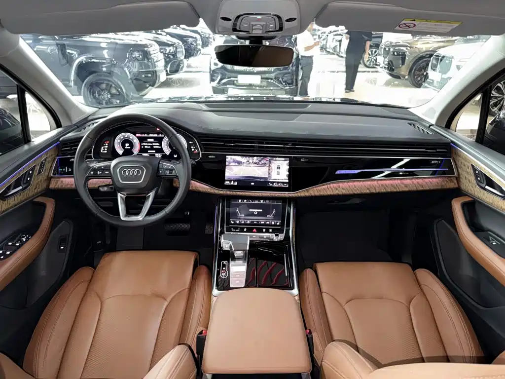 Audi Q7 2025 2025 55 TFSI quattro S line Premium
