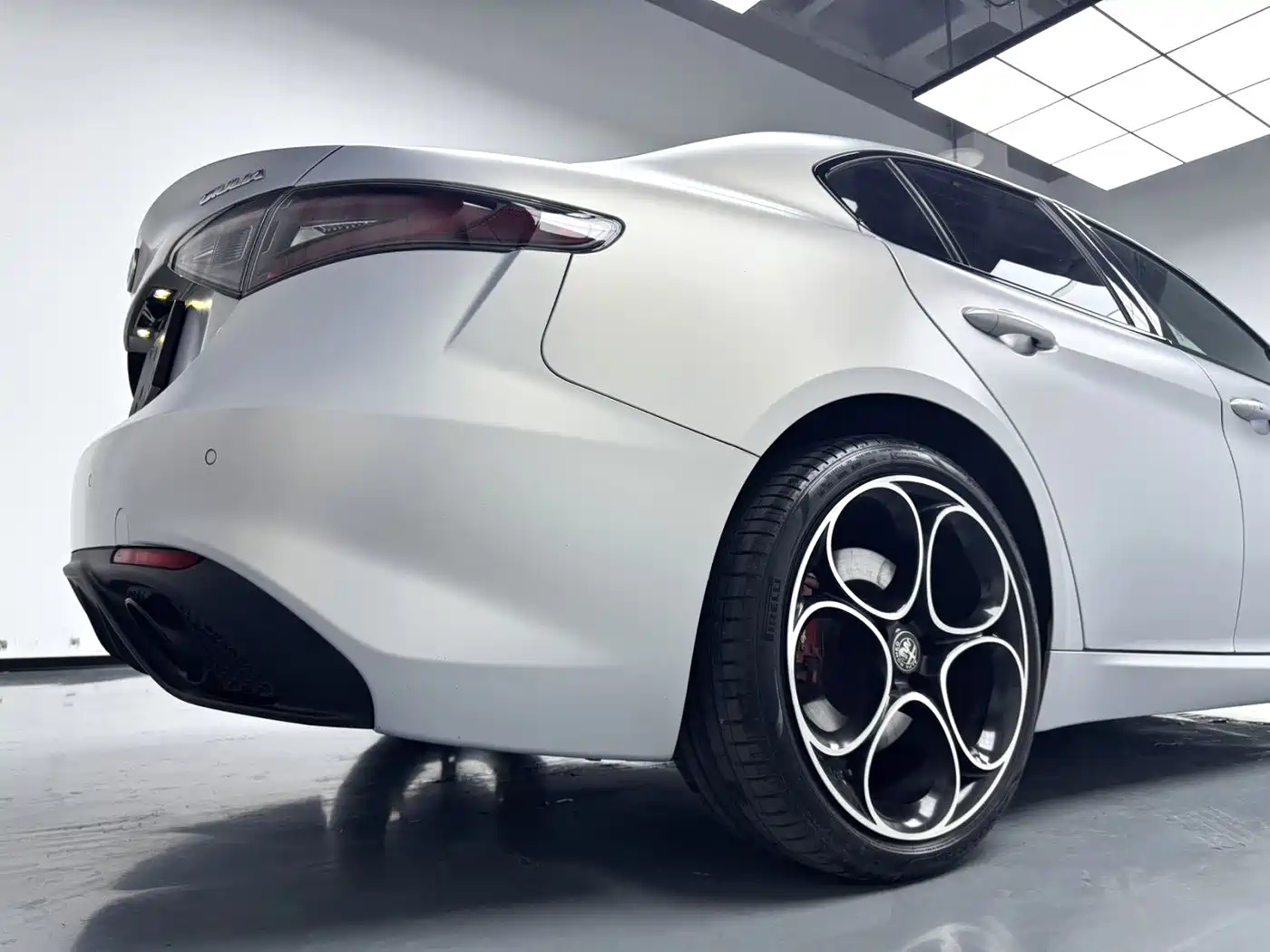 Alfa Romeo Giulia 2023 2023 2.0T 280HP Competition Edition