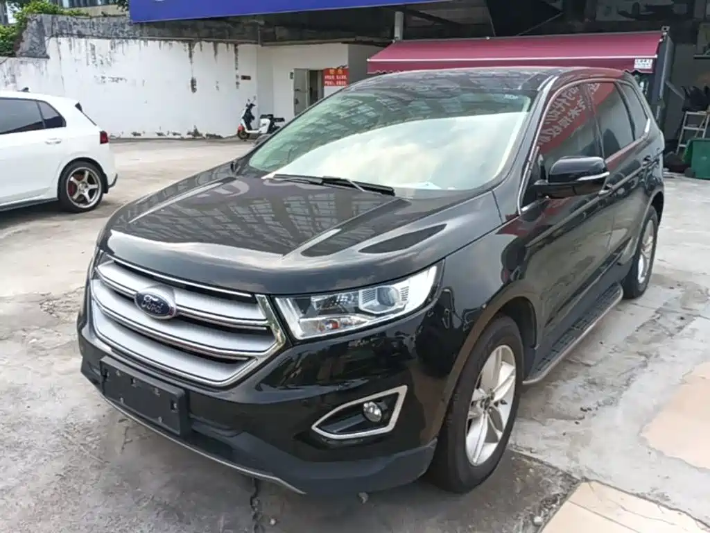 Фото 1 - Ford Edge