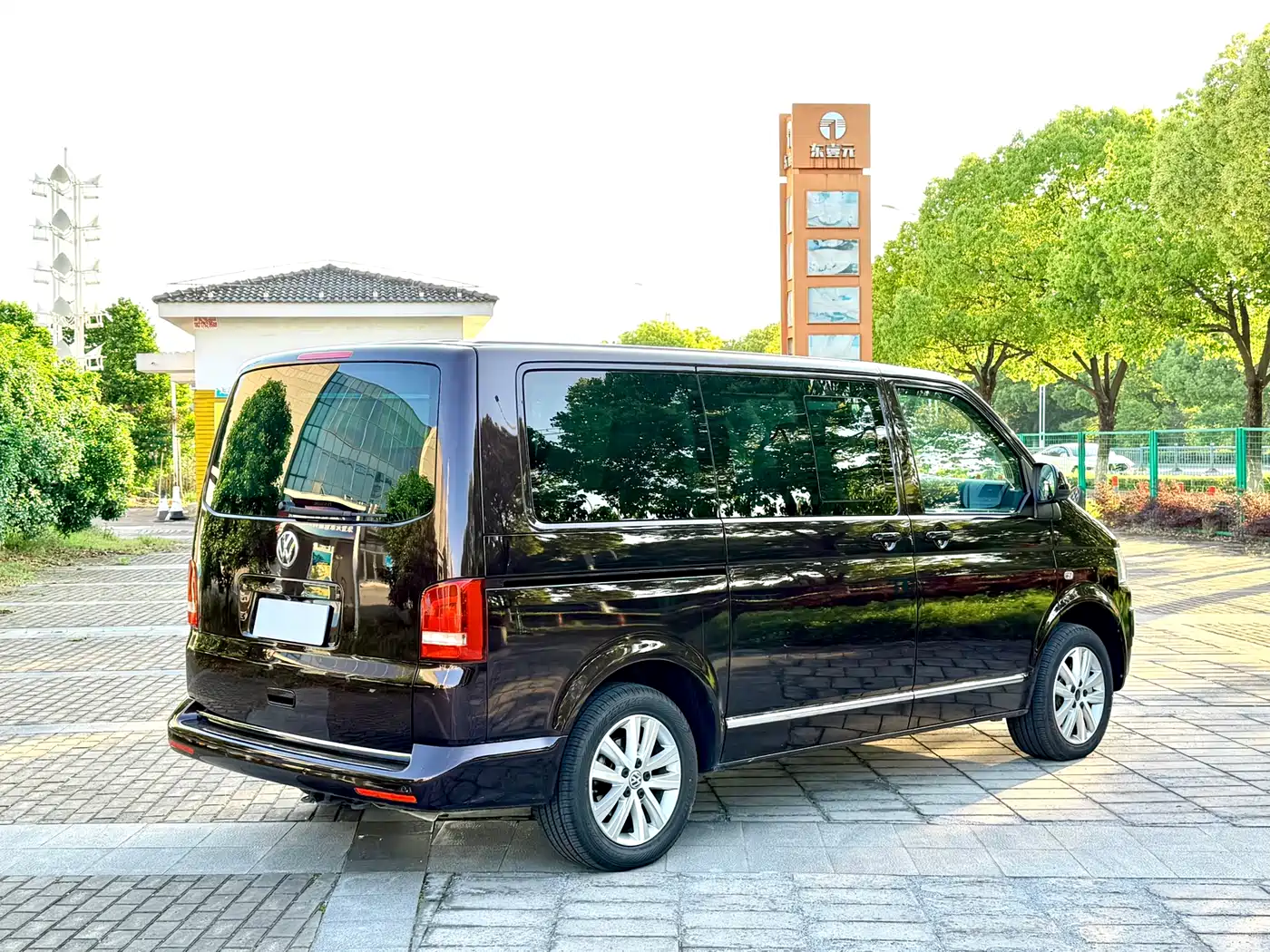 Volkswagen Multivan 2012 2.0TSI 4WD Premium фото 5