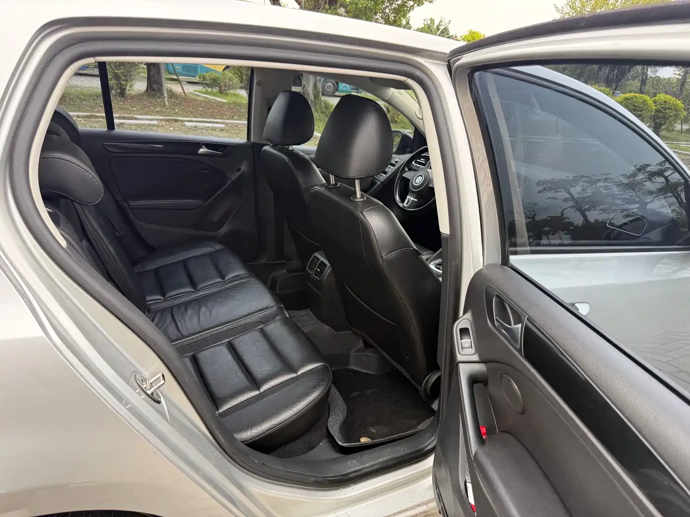 Volkswagen Golf 2012 1.4TSI Automatic Comfort фото 12