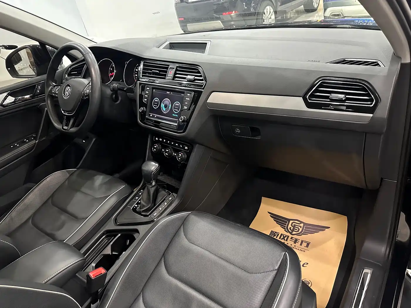 Volkswagen Tiguan L 2018 Facelift 330TSI Automatic 2WD Flagship Edition фото 25