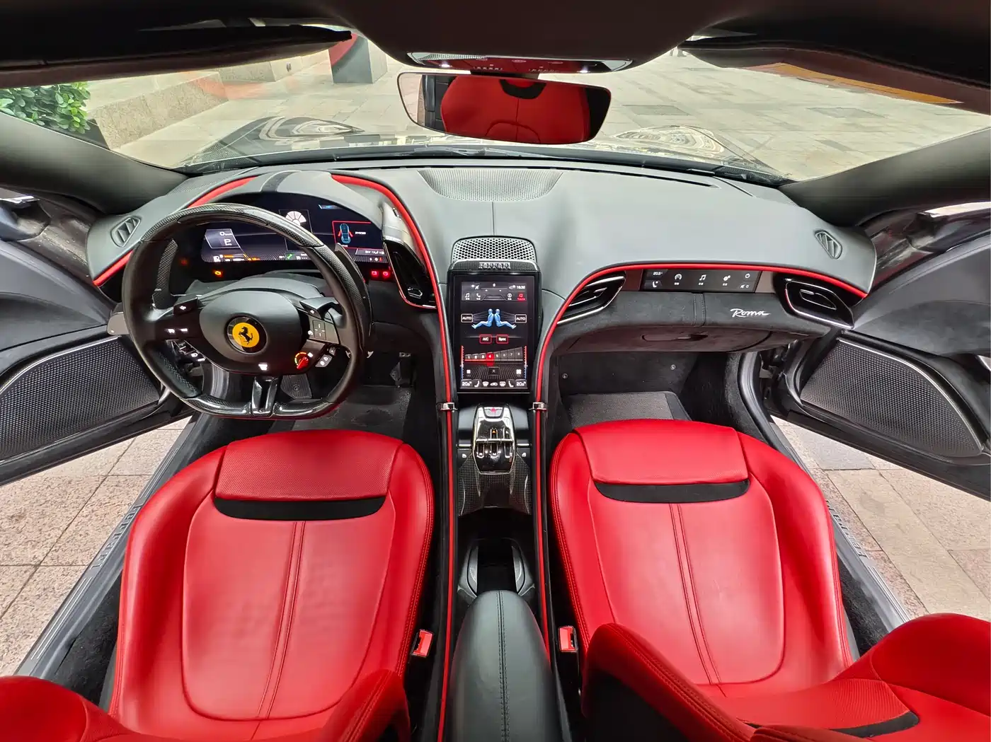 Ferrari Roma 2020 3.9T V8 фото 7