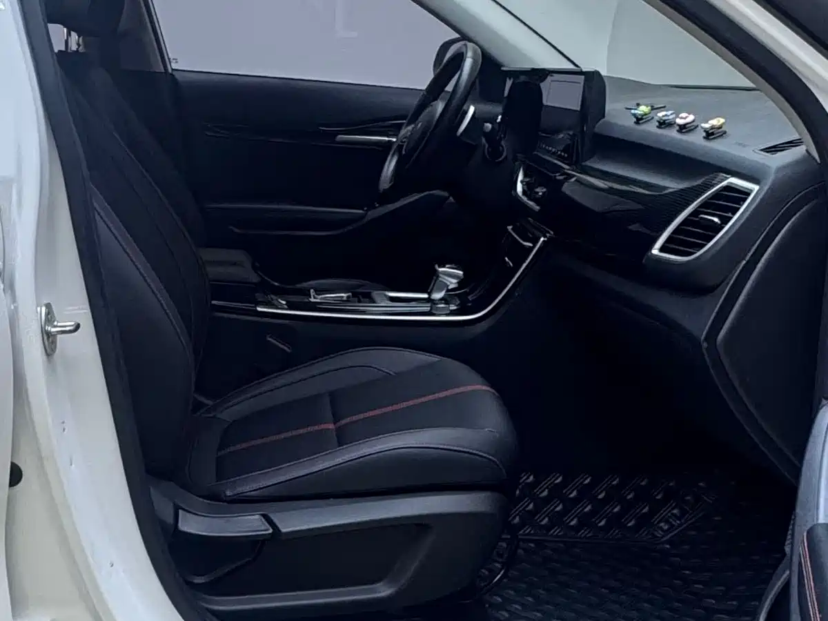 Kia KX3 Smart Run 2021 1.5L CVT Fashion Edition фото 14