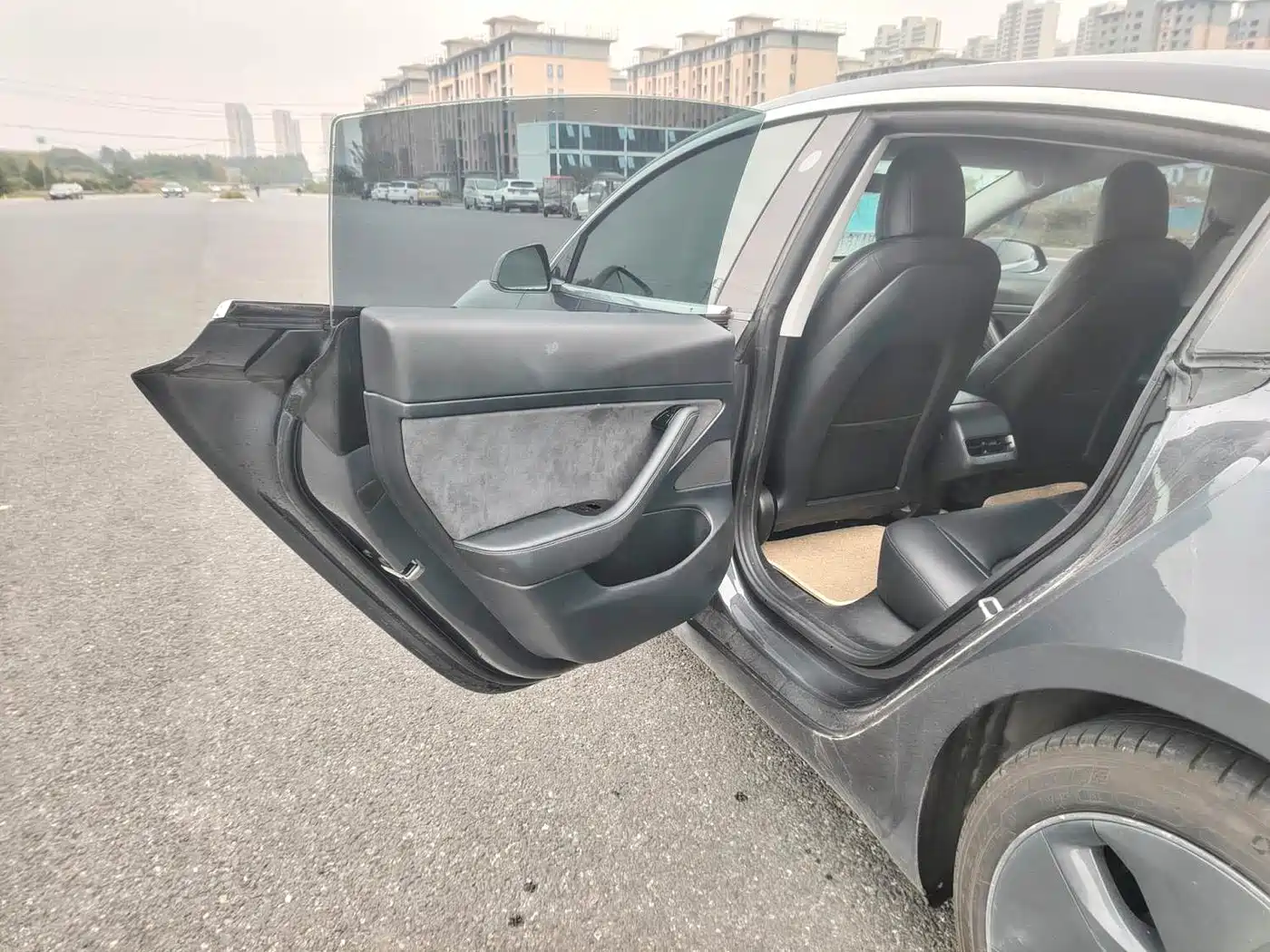 Tesla Model 3 2020 2019 Standard Range Rear-Wheel Drive Upgrade