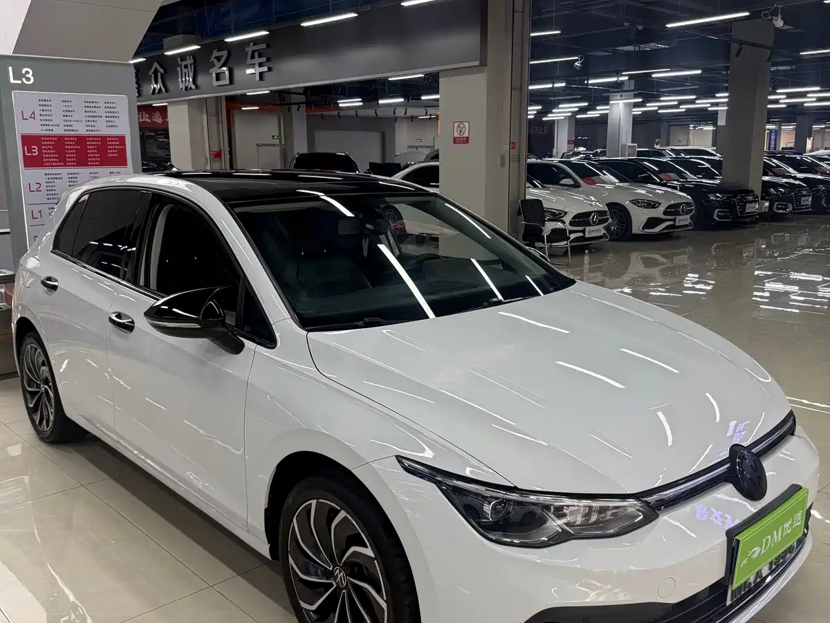 Volkswagen Golf 2023 280TSI DSG Pro