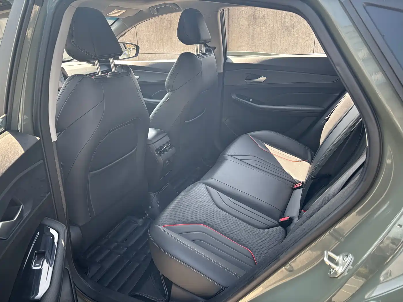 GEELY AUTOMOBILE BINRUI