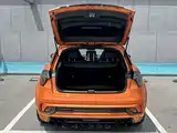 Фото 10 - Lynk & Co 02 Hatchback