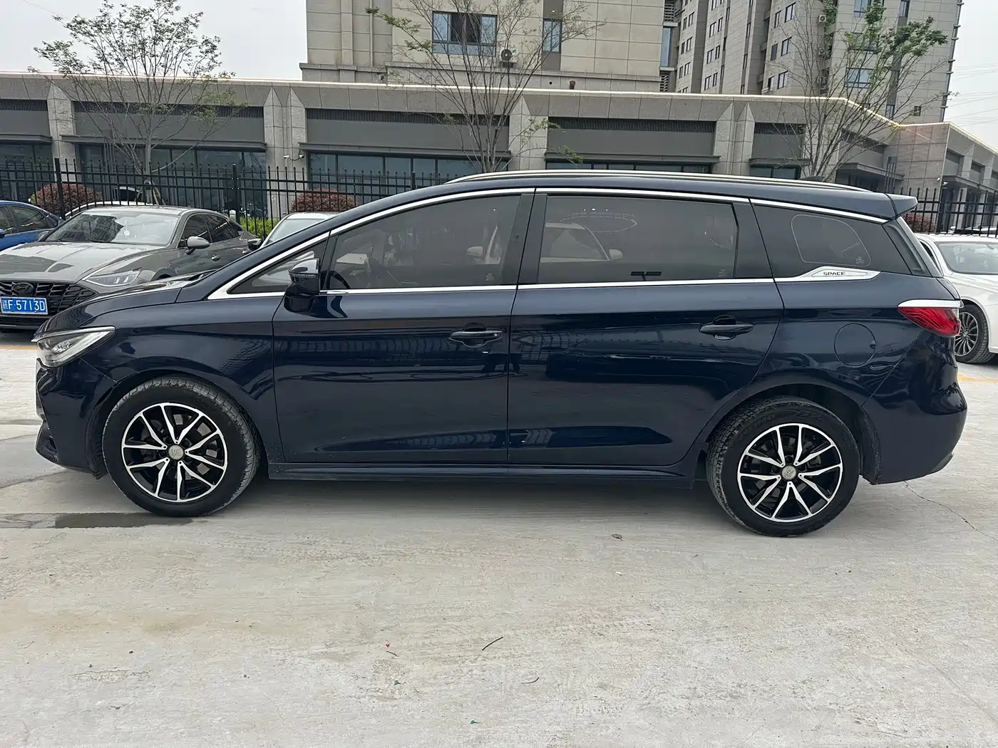 BYD Song MAX 2017 1.5T Auto Smart Elite 7-Seater фото 18