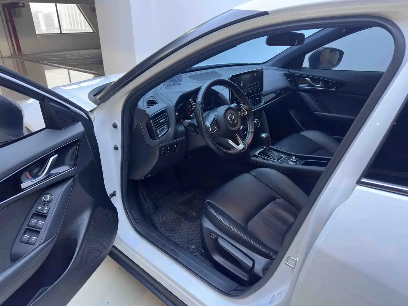 MAZDA CX-4