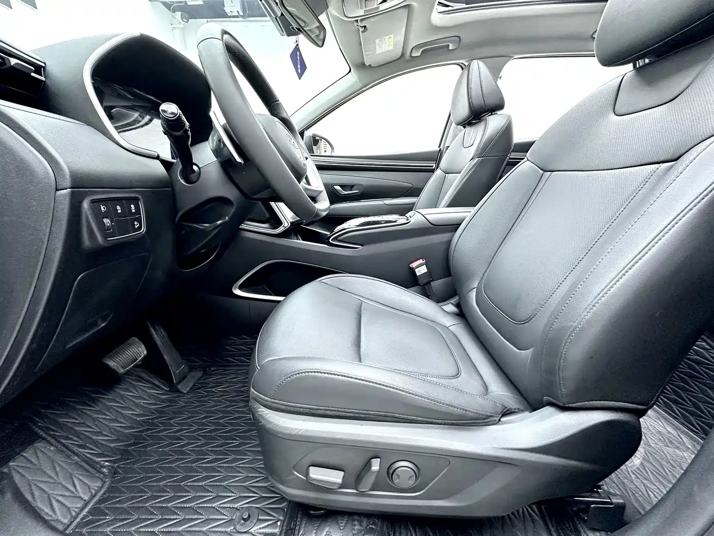 Hyundai Tucson 2023 Tucson L 1.5T Automatic 2WD DLX Luxury Edition фото 5
