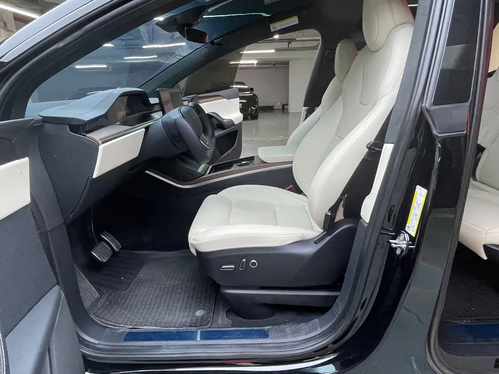 Фото 3 - Tesla Model X