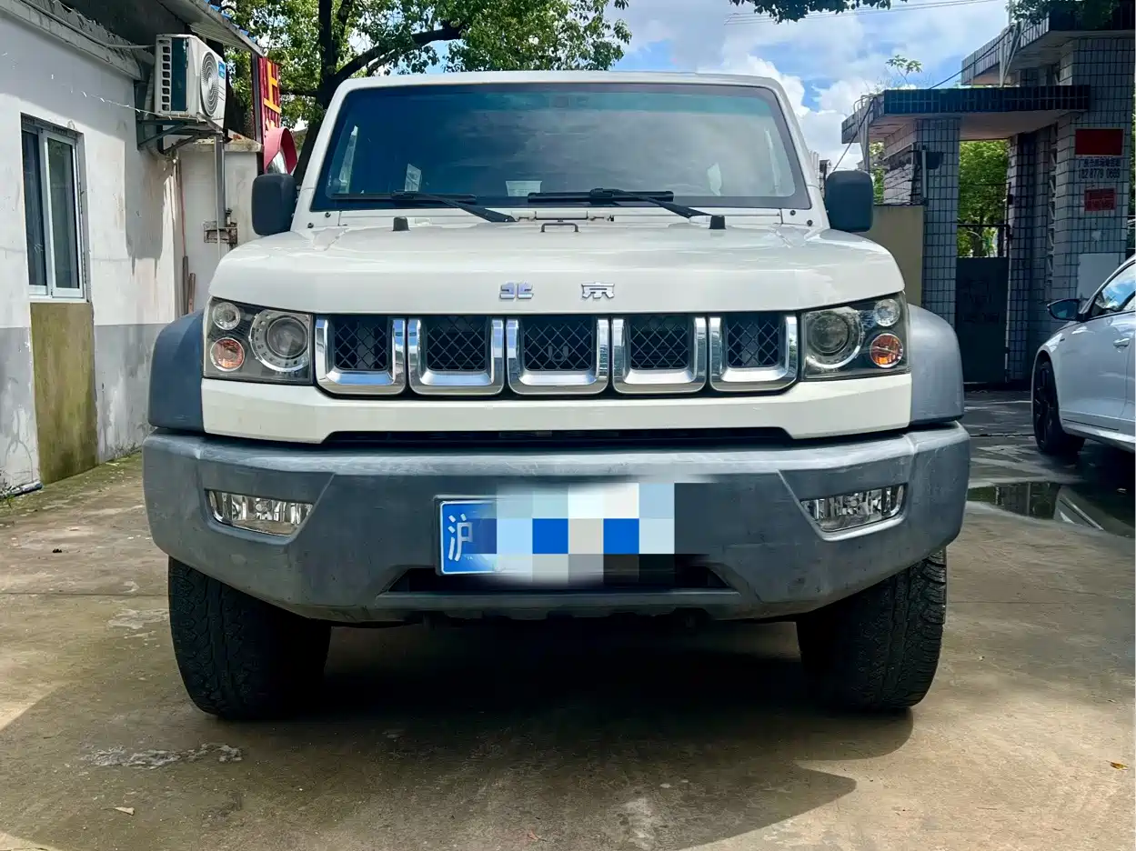 BAIC ORV Beijing Offroad BJ40 2016 2016 Model 40L 2.3T Automatic 4WD Exclusive